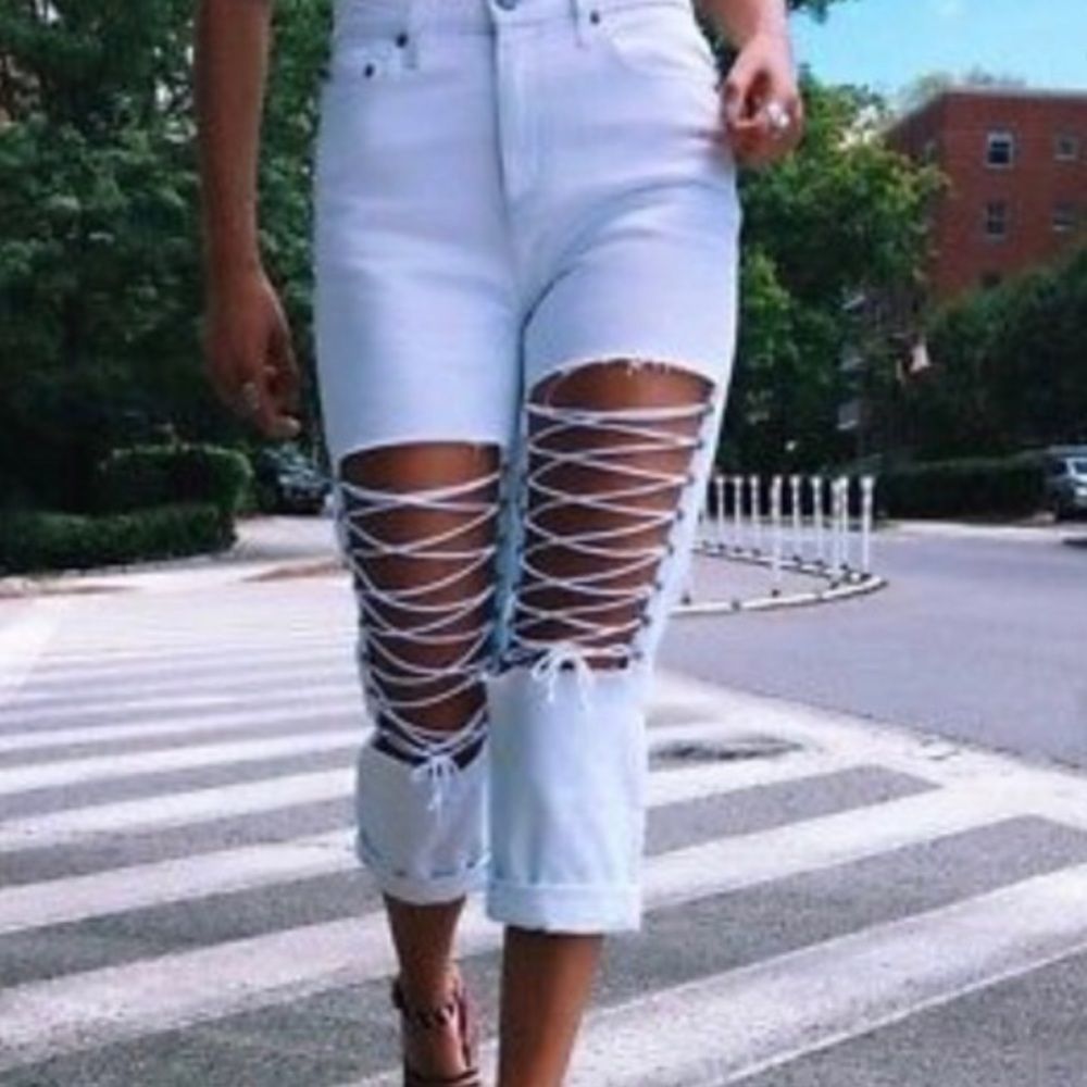 NWOT Carmar LF White Lace-Up Denim Jeans- Size 23
